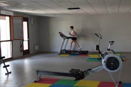 Joli Appartement T2 Dans Residence Avec Piscine, Hammam Et Parking Gratuits Каркасон Екстериор снимка