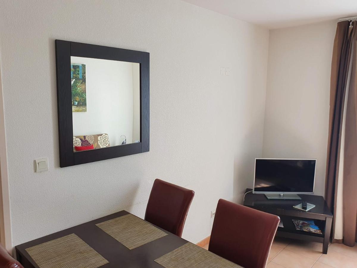 Joli Appartement T2 Dans Residence Avec Piscine, Hammam Et Parking Gratuits Каркасон Екстериор снимка